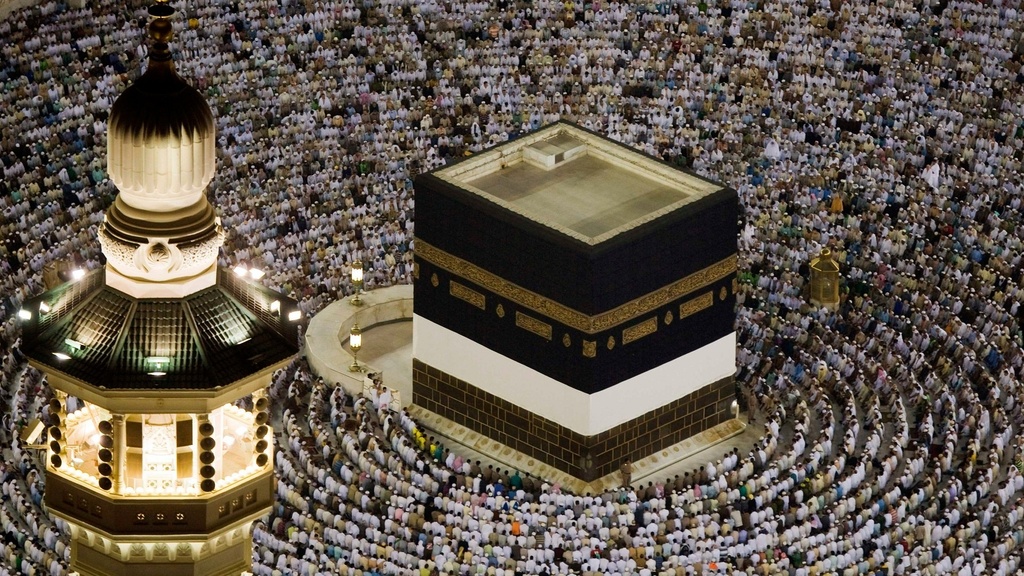 15 Days Family Umrah Package